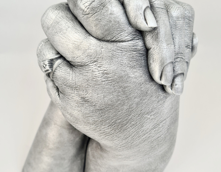 #Anita Hand Clasp